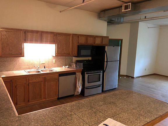 2nd image of 28 S 3rd St #7