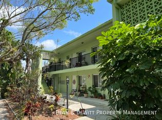 1101 Bay St NE APT 8, Saint Petersburg, FL 33701