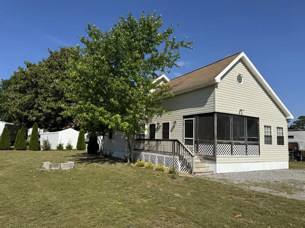 5141 Sailfin Dr, Horntown, VA 23395