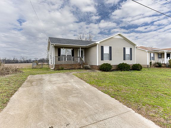 3rd image of 215 Waterford Dr