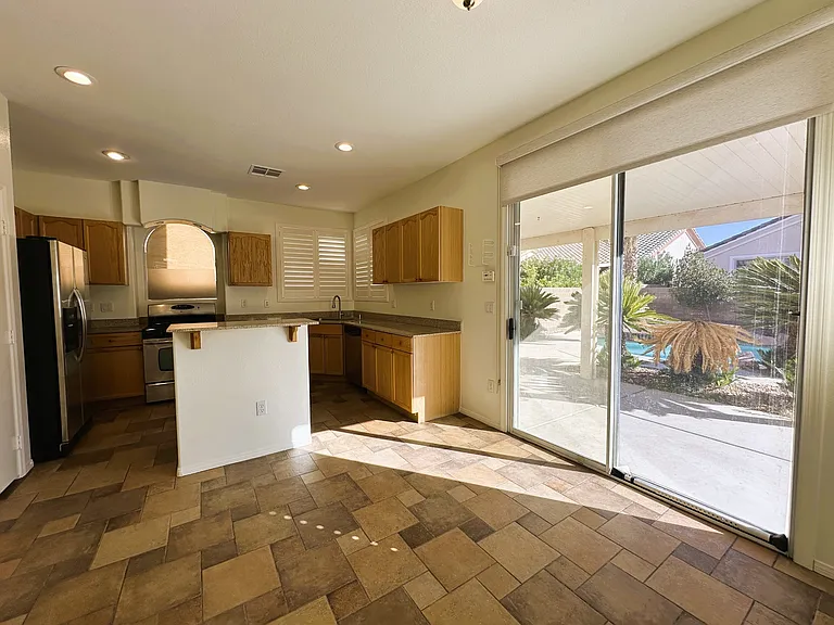 273 Rolling Springs Dr — Photo 24