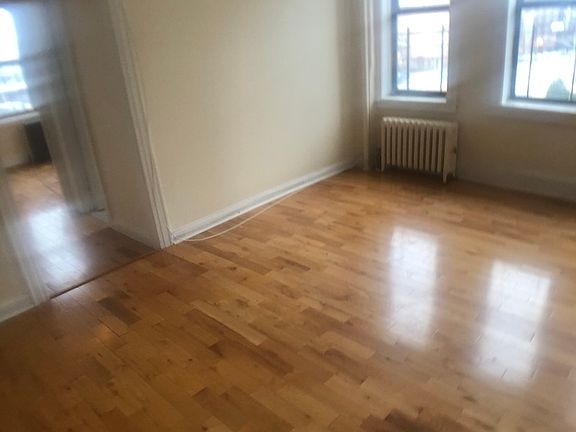 2nd image of 2970 Ocean Ave #2M