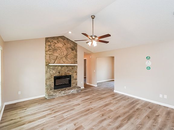 4th image of 2213 Felucca Dr