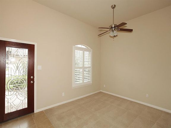 2nd image of 82 Black Swan Pl