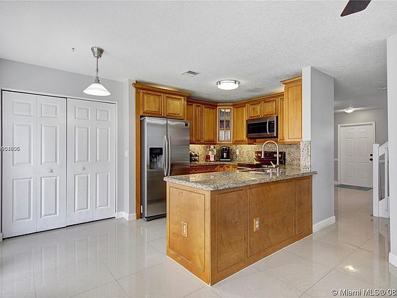 5th image of 859 NW 208th Way #859