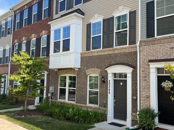 20348 Peacemaker Dr, Germantown, MD 20874