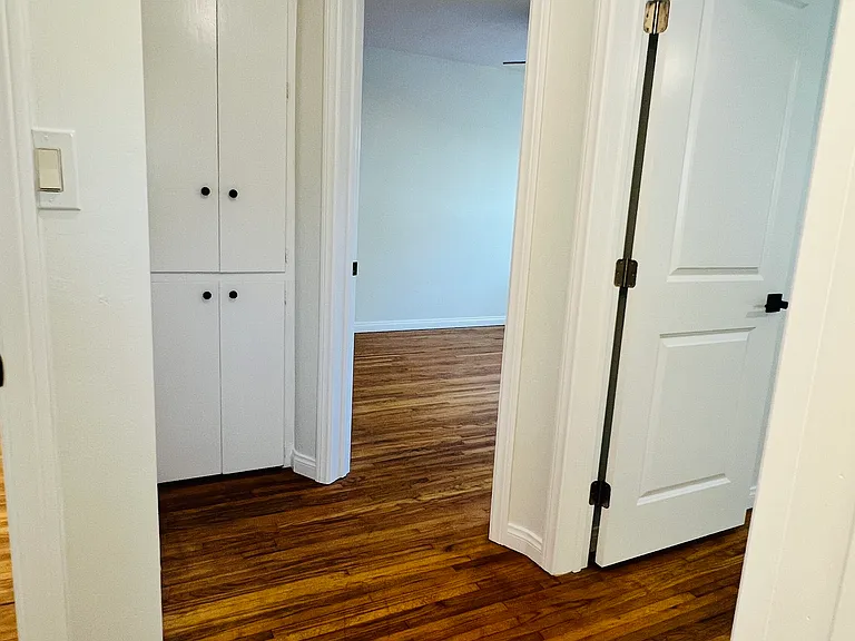 3131 Dwight St — Photo 13