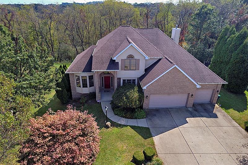 1st image of 331 Deemers Dr