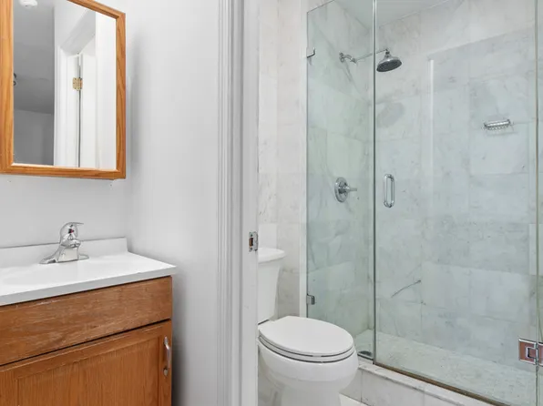 893 Myrtle Avenue image 24 of 25