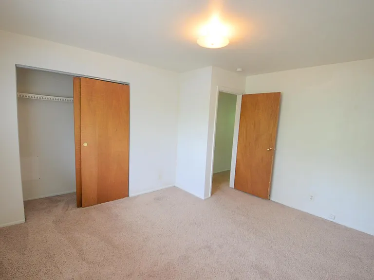 3150 Madison Ave #8 — Photo 13