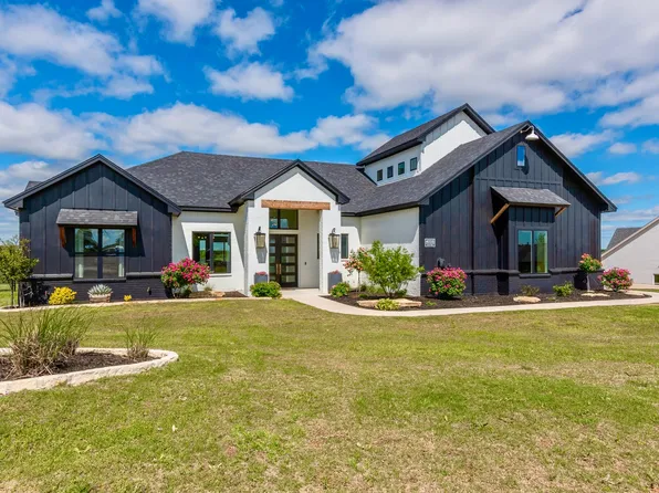 4016 Pinnacle Rdg, Granbury, TX 76049