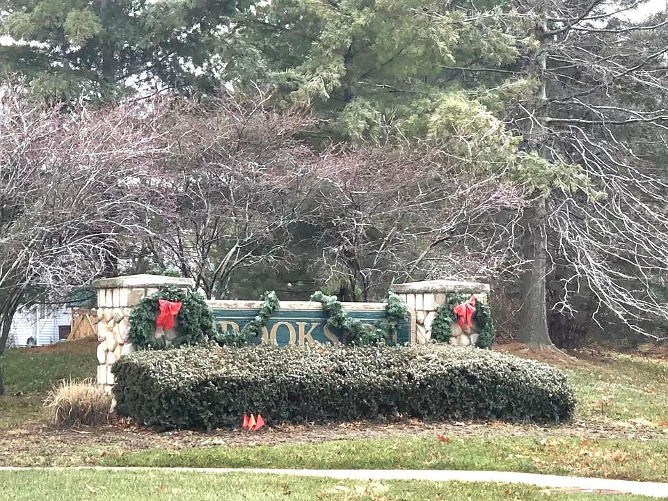 1st image of 8526 Berkshire Dr
