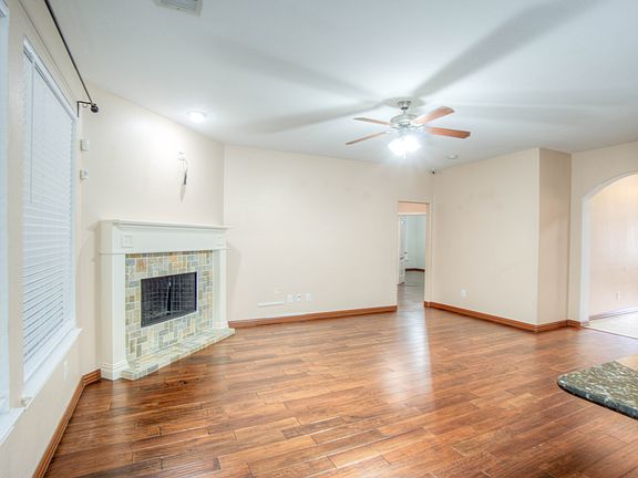 2nd image of 2005 River Canyon Ln
