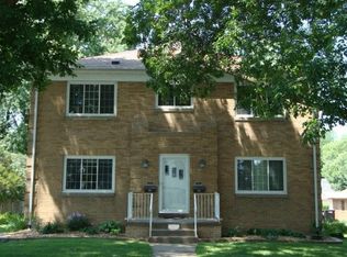 2620 N Ripley St, Davenport, IA 52803