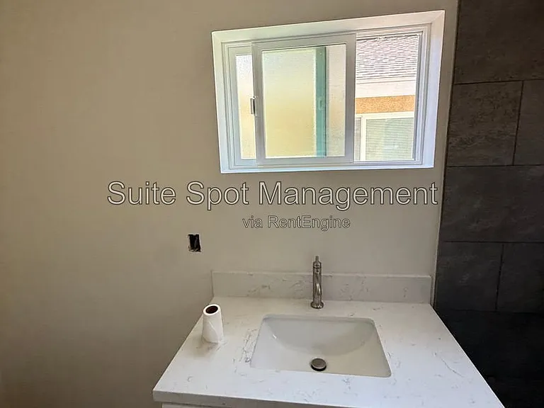 2206 Conquista Ave #A — Photo 7