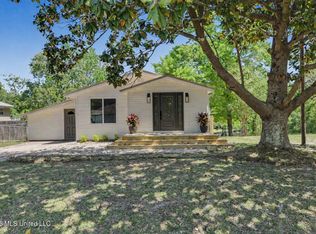 2512 Bahama Dr, Gautier, MS 39553