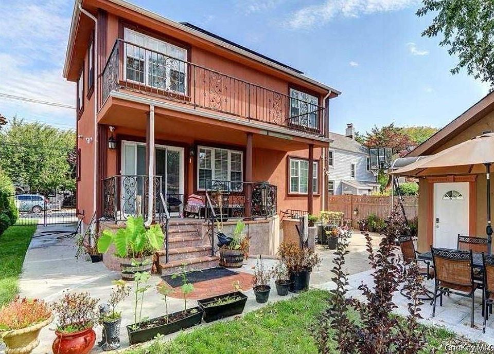 1st image of 9270 224th Street