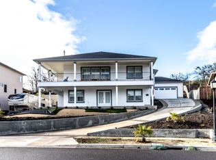 4734 Hathaway Dr, Medford, OR