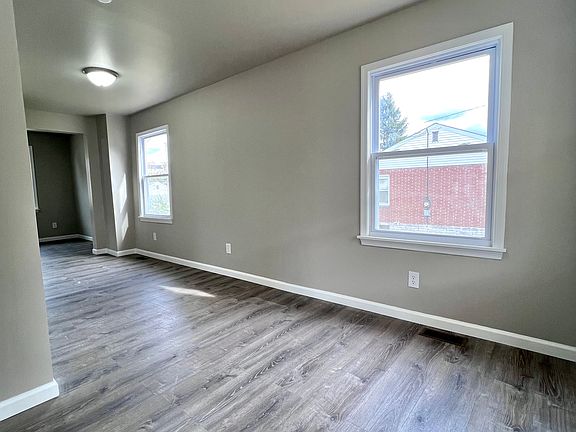 2nd image of 2225 McKinley Ave