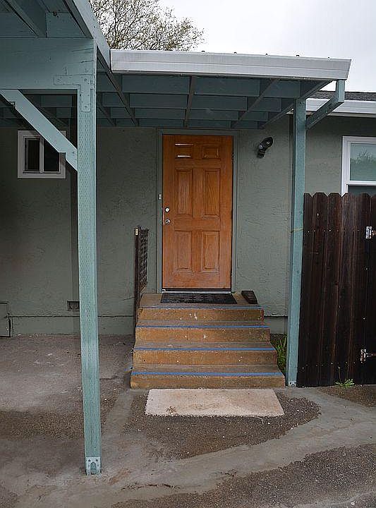 Entrance door