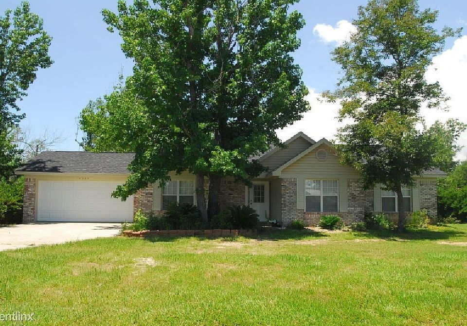 1st image of 10355 Pin Oak Dr