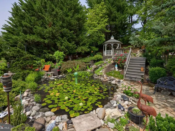 355 Buch Ave, Lancaster, PA 17601