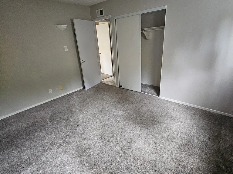3953 Cameo Dr — Photo 5