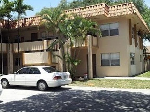 2nd image of 400 NW 65th Ave APT 103