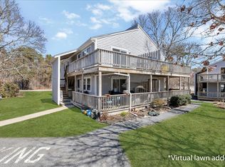Oak Hollow, Mashpee, MA 02649