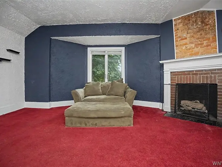 485 Porter Ave — Photo 8