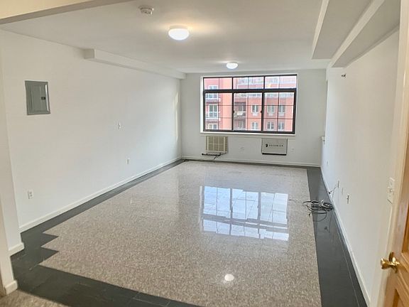 3rd image of 2320 30th Dr APT 5D