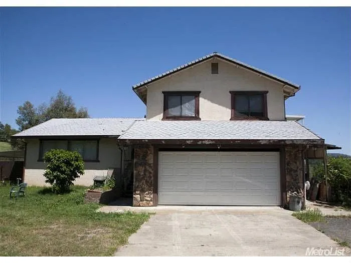 4206 Wilson Way photo 1