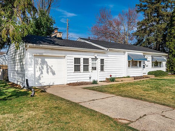 2nd image of 1031 Clayton Dr
