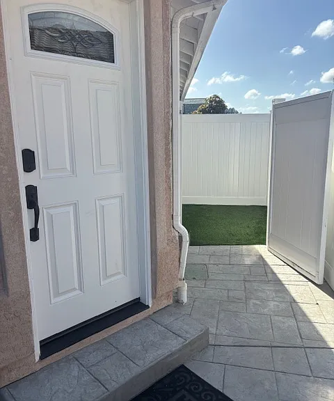 51 Trinity St — Photo 8