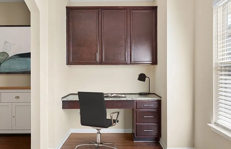 Claiborne Crossing Apartments — Photo 12