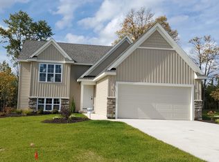 2861 Plover Dr SE, Kentwood, MI 49508