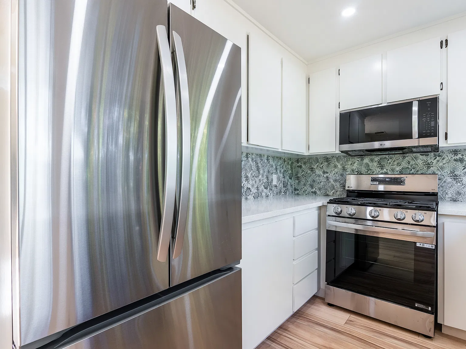 3323 Hostetter Rd — Photo 3