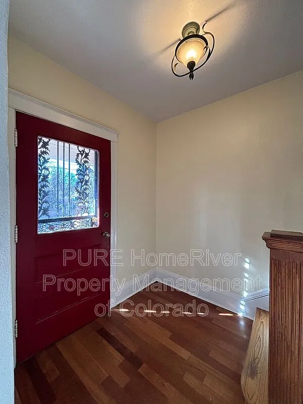 2 bed, 1.0 bath, 1700 sqft, $2,400 — Photo 3