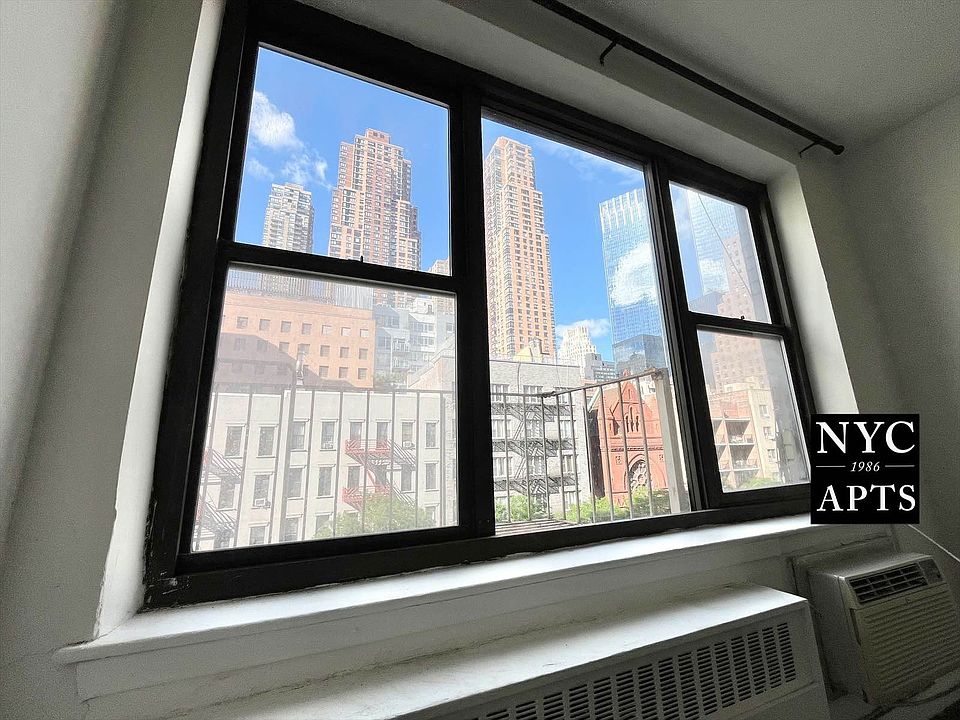 1st image of 424 W 57th St APT 5A