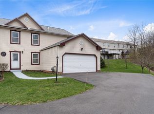2032 Arbor Ridge Ct, Cheswick, PA 15024