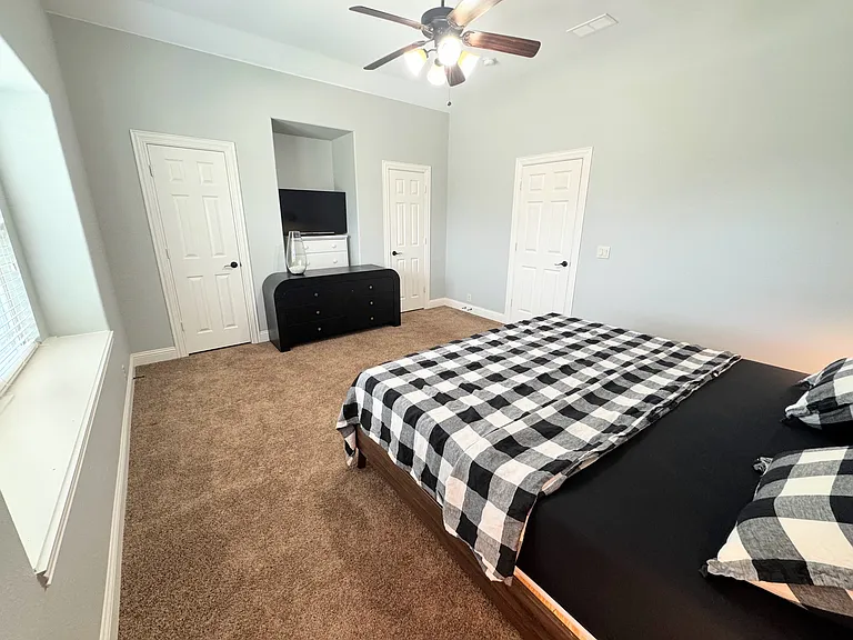 2324 Kemerton Dr — Photo 34