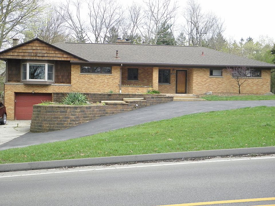 1st image of 2136 Newport Rd