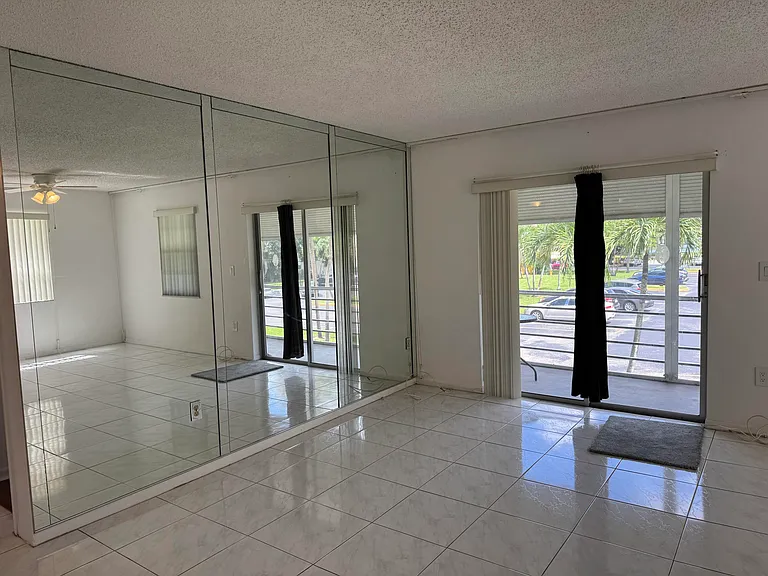 4990 E Sabal Palm Blvd — Photo 5