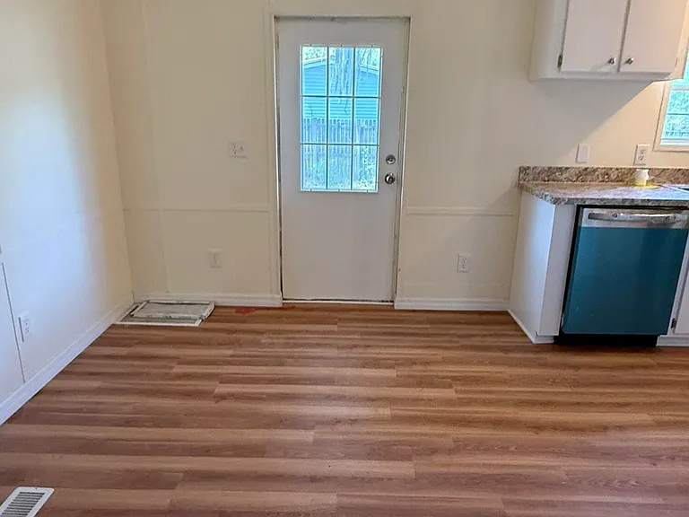 101 Nancy Dr — Photo 4