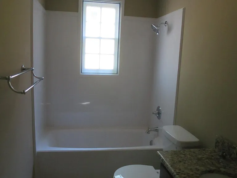 1023 Scott St — Photo 9