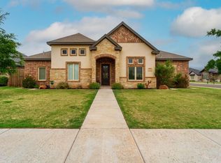 624 N 10th St, Wolfforth, TX 79382