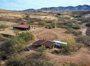 20 Escalones Ct, Patagonia, AZ 85624