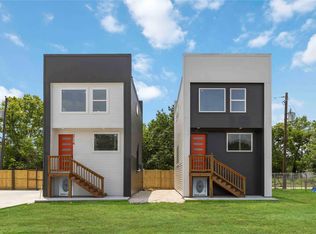 2118 Des Chaumes St, Houston, TX 77026