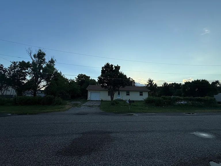 4522 N Lincoln Ave — Photo 12