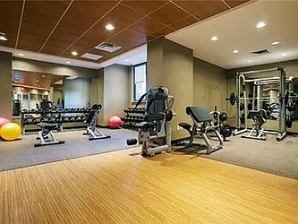 Rented by R New York